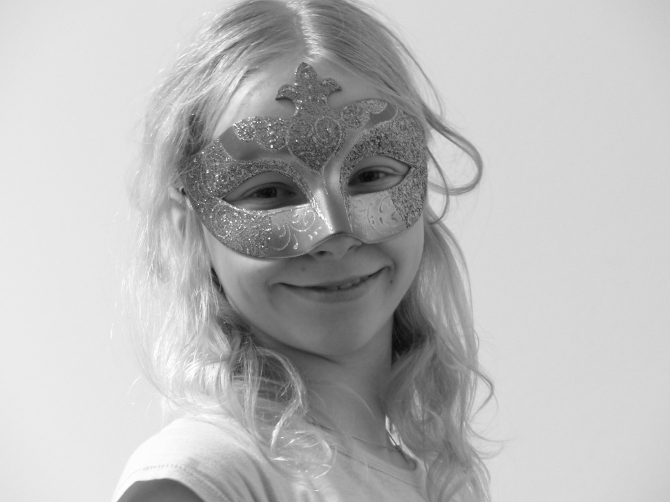  Wearing a mask seems ...