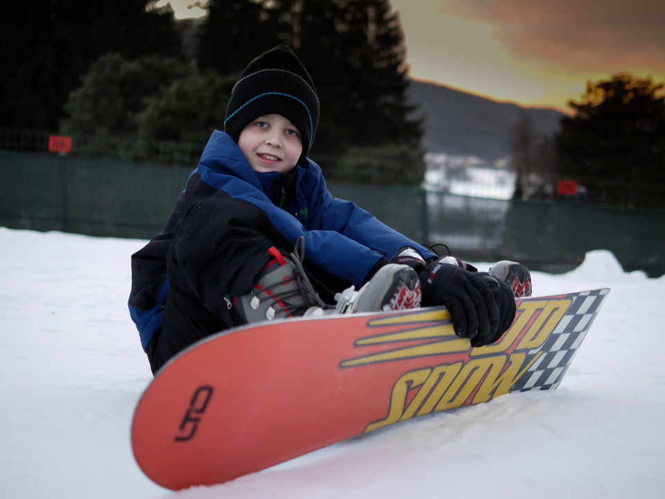 First steps on snowboard