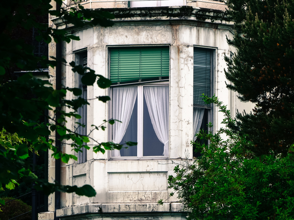  Window oldhouse
