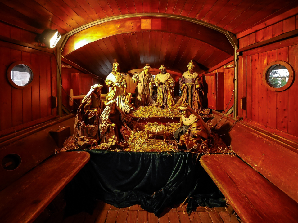 Navity scene
