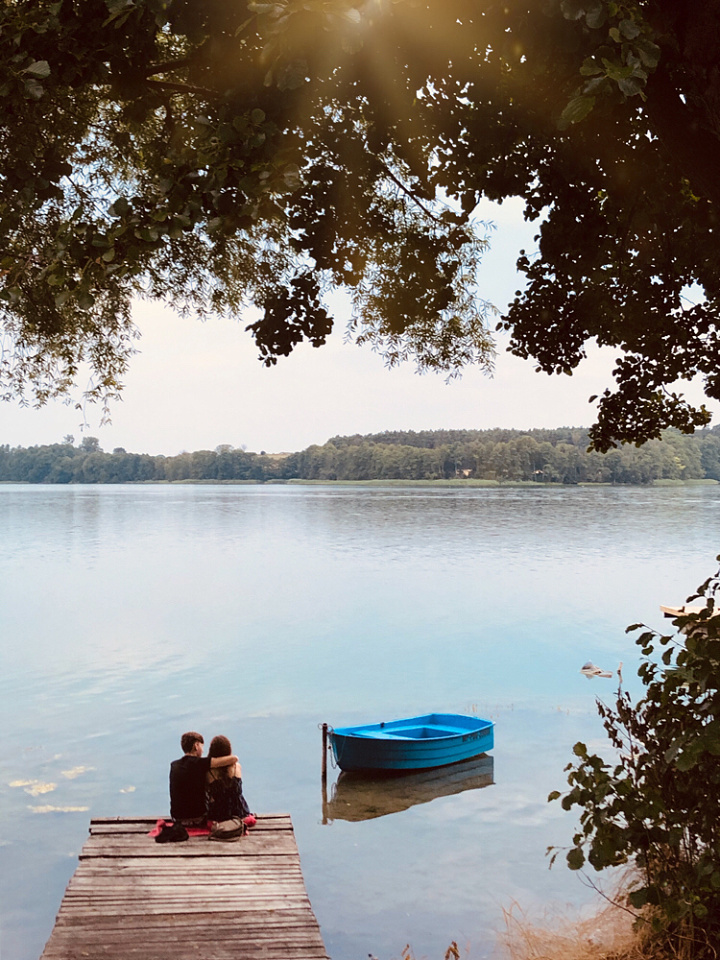 Evening by the lake