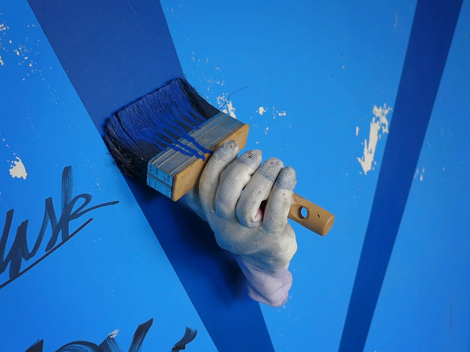 A painting hand, anyone?