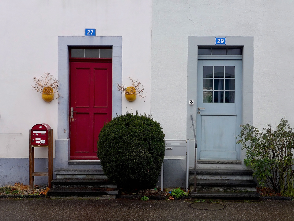 Red or blue
