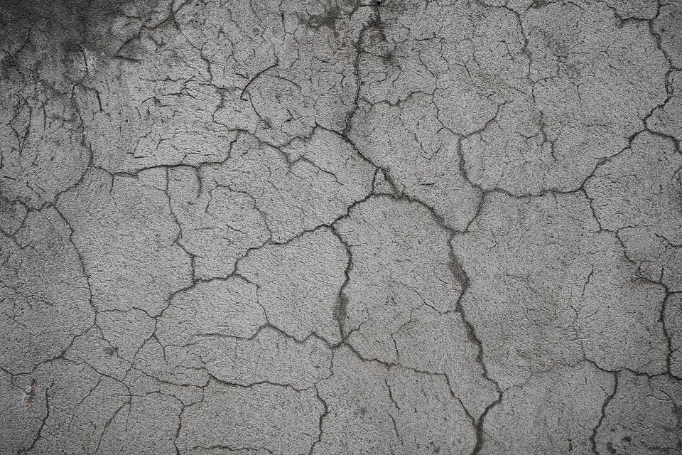 Wall cracks