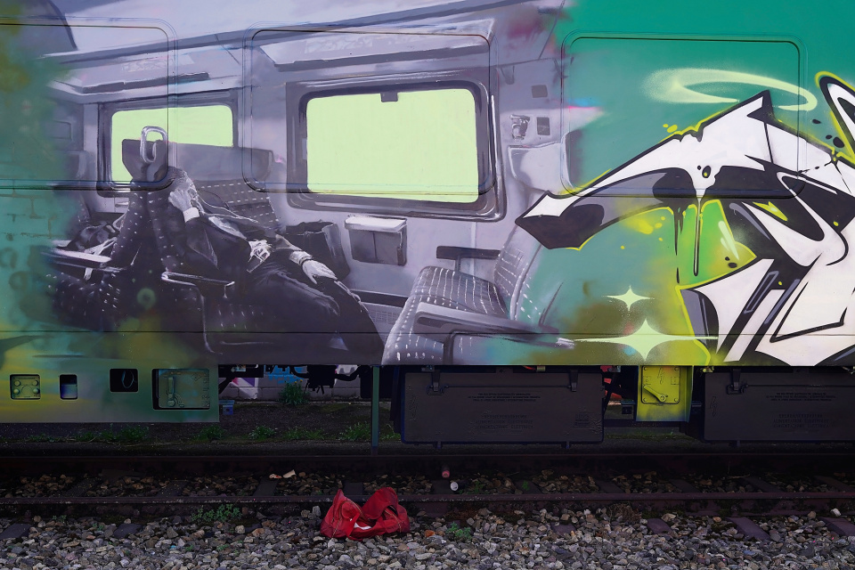 Art at the train scrapyard